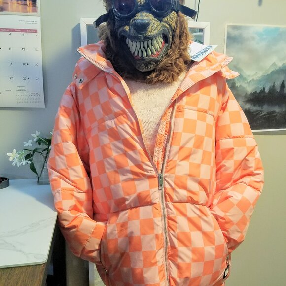 Alive Puffer Jacket - Picture 10 of 10